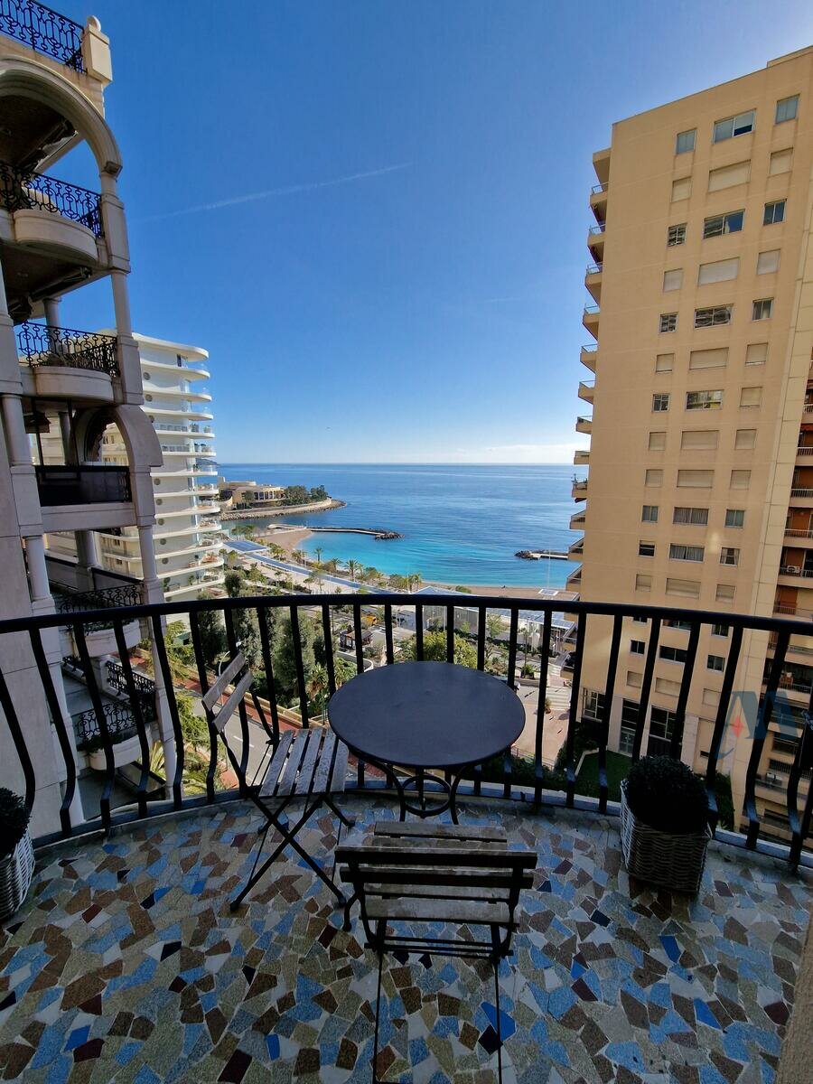 APPARTEMENT 4/5 PIECES - LA ROUSSE - ST ROMAN - 1 / 5