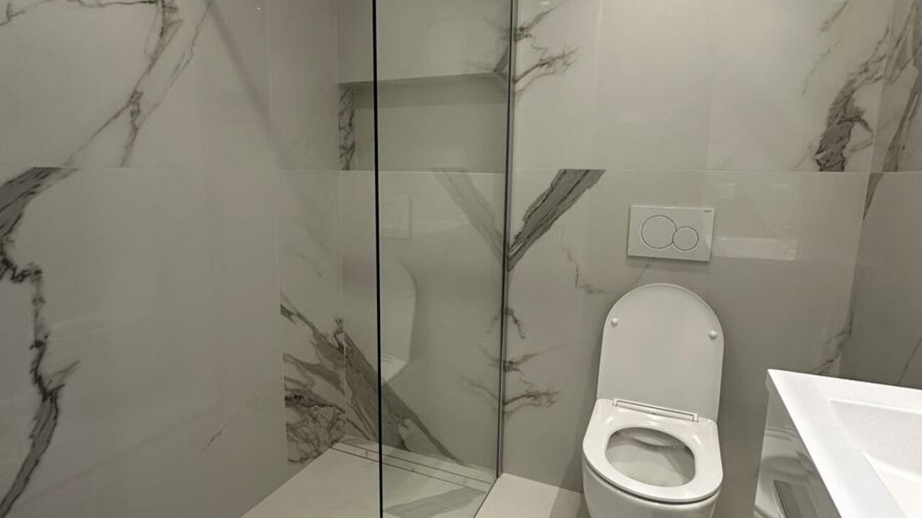 STUDIO - LA ROUSSE -ST ROMAN - 2 / 4